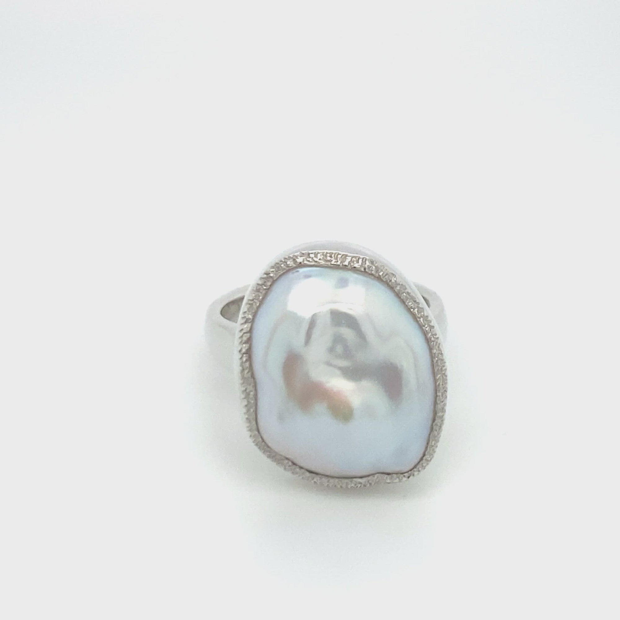 Silver Baroque Pearl Ring